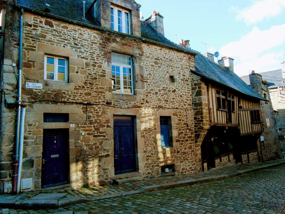 Gate House Lodge Dinan Exteriér fotografie